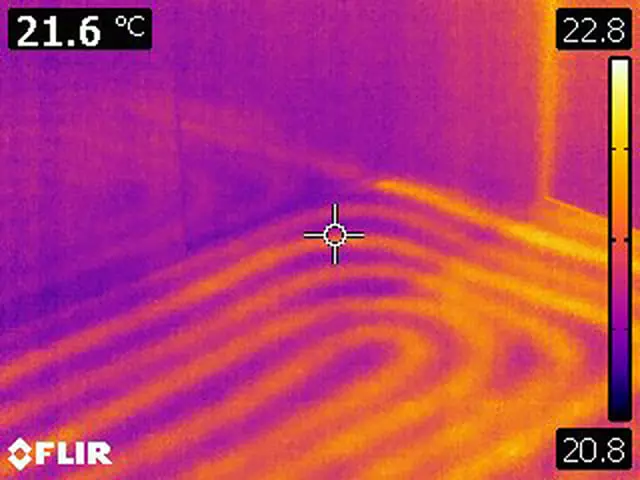 Leckageortung – Thermografie bei einer Fußbodenheizung